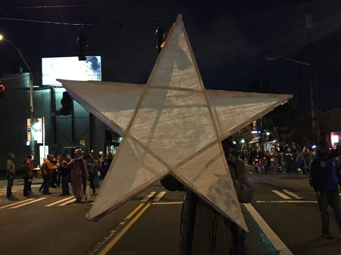 The Grand Star of Destiny — Tacoma Santa Parade, 2017.