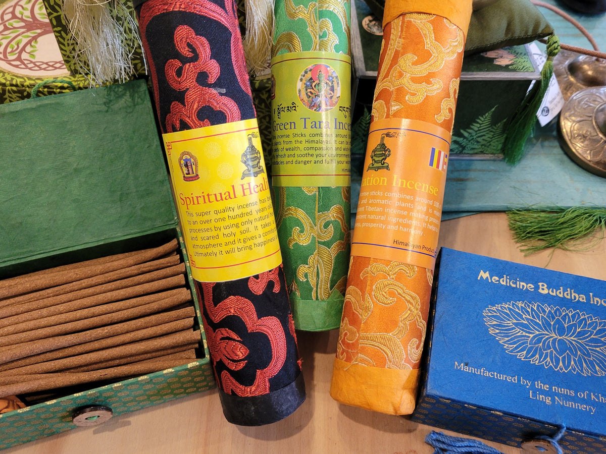 Himalayan incense — Ganesh Himal.