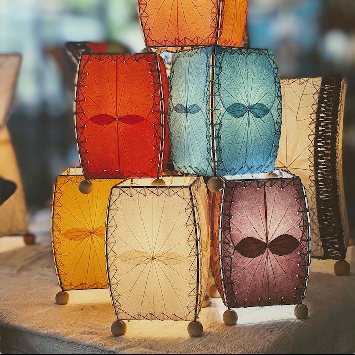 Eangee cocoa-leaf lamps.